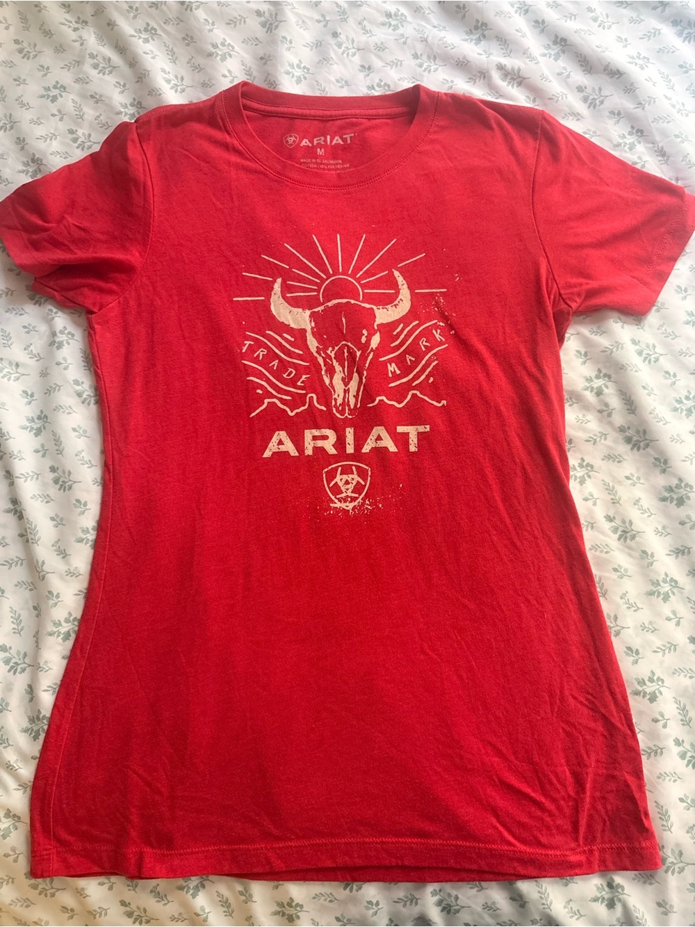 Ariat Women's Red Short Sleeve Graphic Tee with Cream Logo